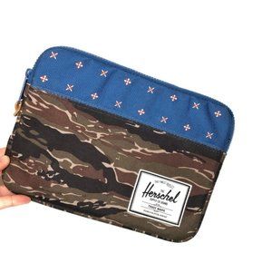 Herschel Supply Co. Anchor Sleeve - iPad Air
